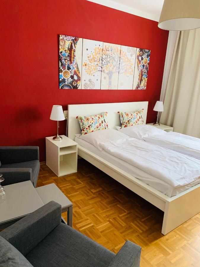 Gaestehaus Der Abtei Sayn Bendorf Bagian luar foto