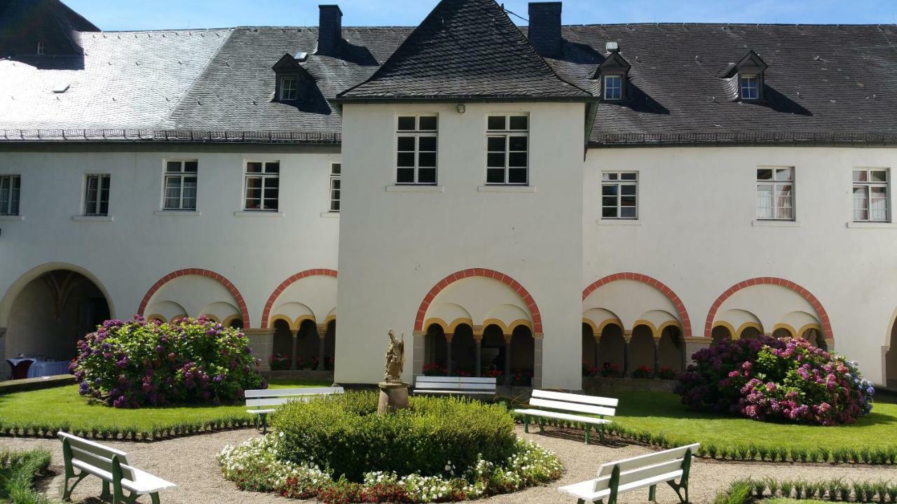 Gaestehaus Der Abtei Sayn Bendorf Bagian luar foto