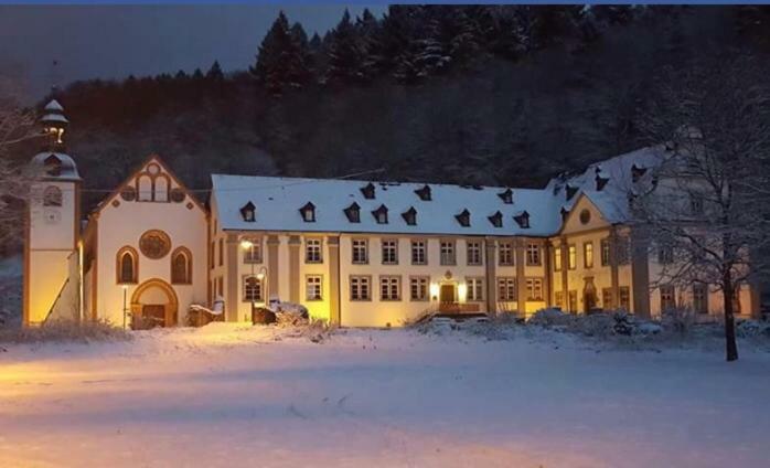 Gaestehaus Der Abtei Sayn Bendorf Bagian luar foto