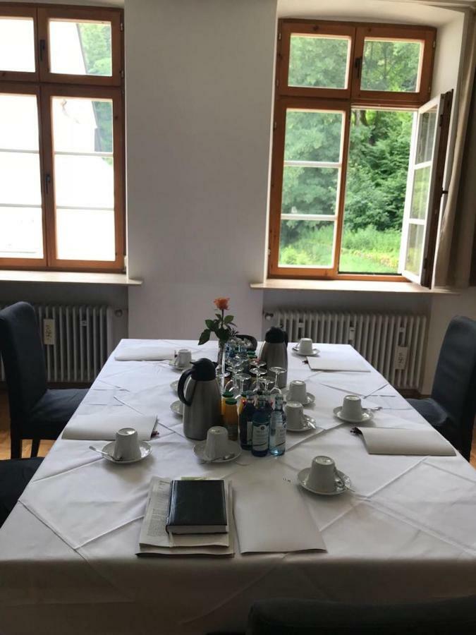 Gaestehaus Der Abtei Sayn Bendorf Bagian luar foto