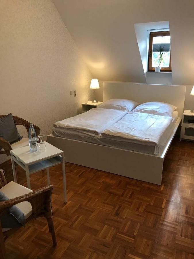 Gaestehaus Der Abtei Sayn Bendorf Bagian luar foto